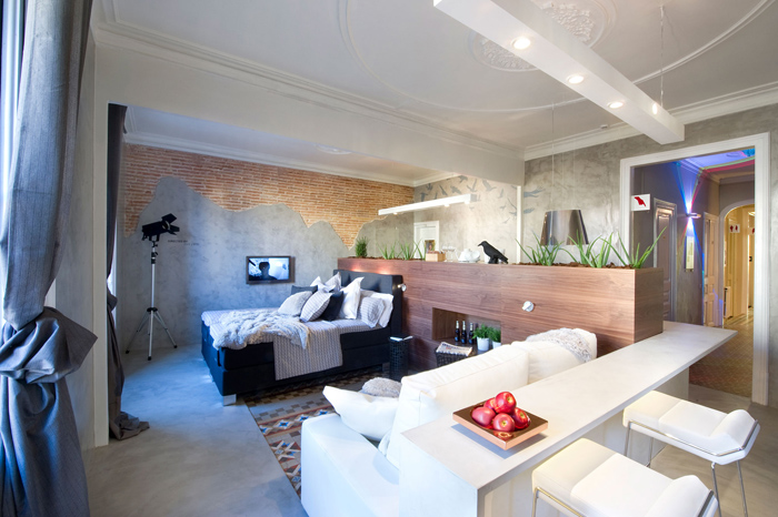 Дизайн отельного номера Suite Bates Motel (Барселона)
