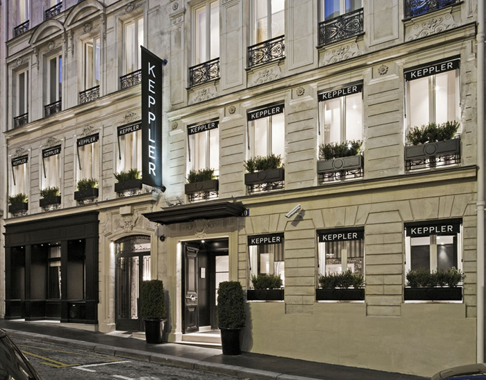 Стильный Hotel Keppler Paris