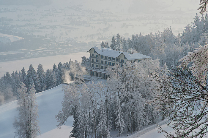 Отель с классными видами на озеро в Швейцарии